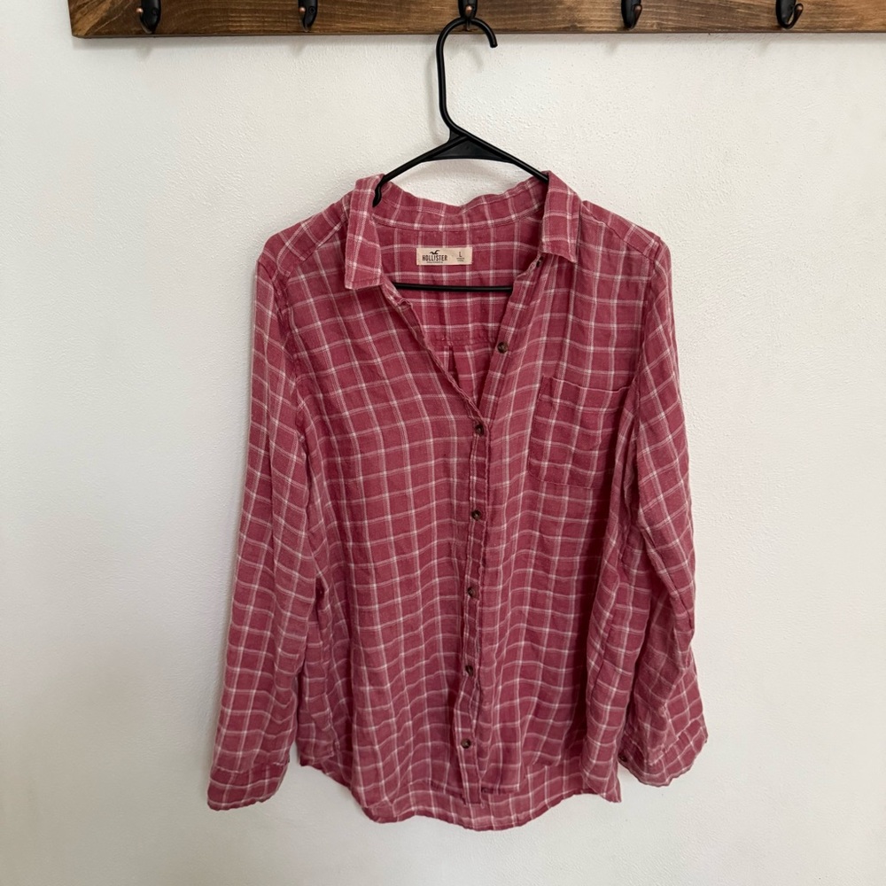Hollister Pink Plaid Button Down Shirt